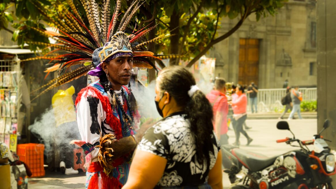 Aztec dancers