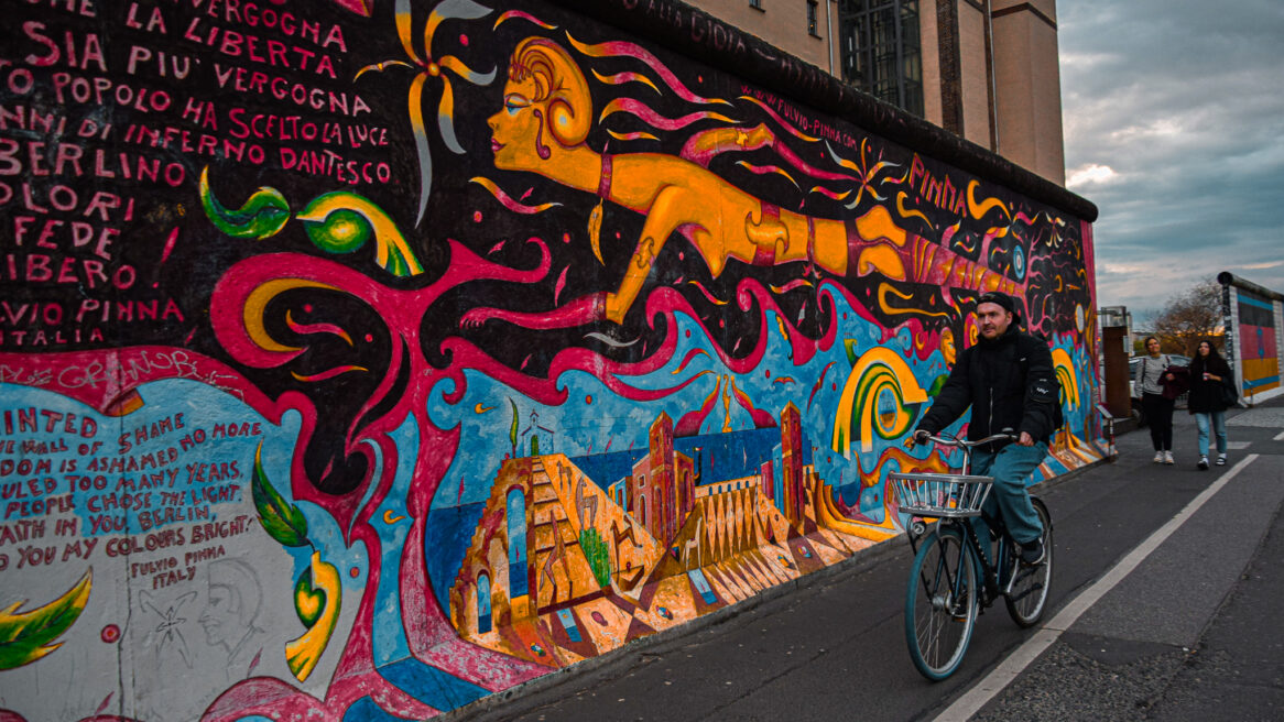 Berlin Fluo